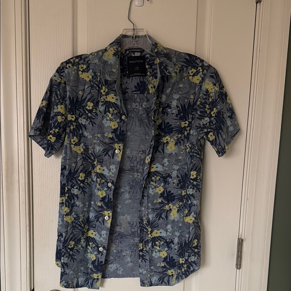 😊Men’s Blue and Yellow Casual Button Down Shirt